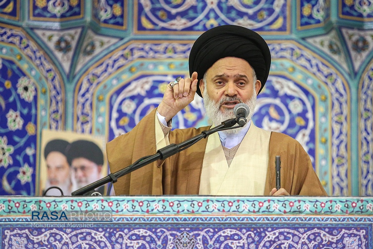 امام جمعه قم: چهار مرحله از این مذاکرات، پیش‌تر انجام شده