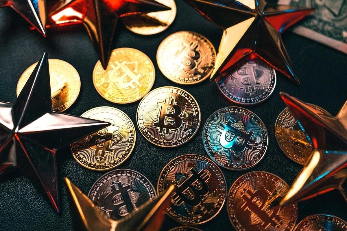 پرسودترین و پرضررترین رمزارزهای امروز ۳۰ فروردین