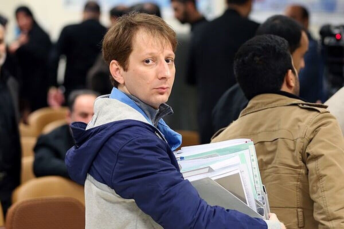 کری‌خوانی عجیب بابک زنجانی همزمان با مذاکره ایران و آمریکا + عکس