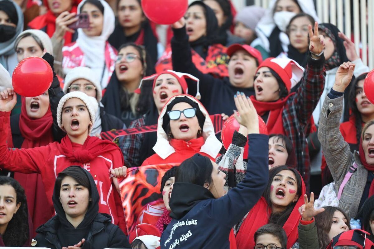 حمله لیدرهای درویش به هواداران بانوی پرسپولیس