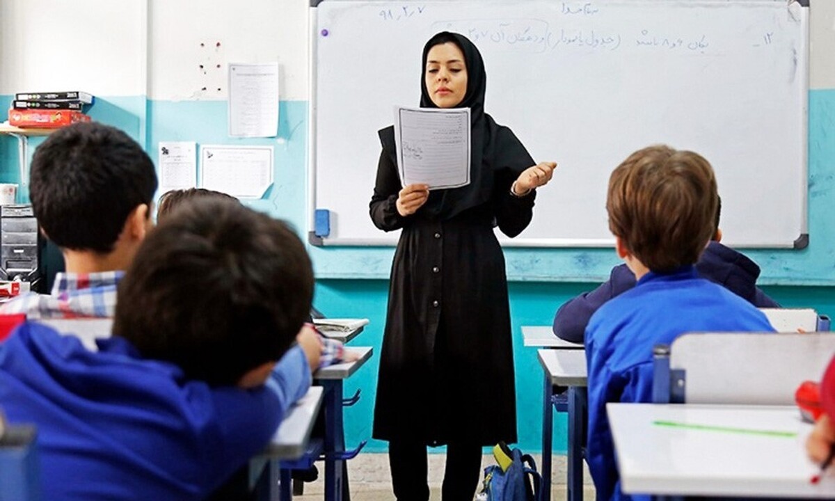 حقوق معلمان کی واریز می‌شود؟ / اعلام میانگین حقوق معلمان در سال ۱۴۰۴