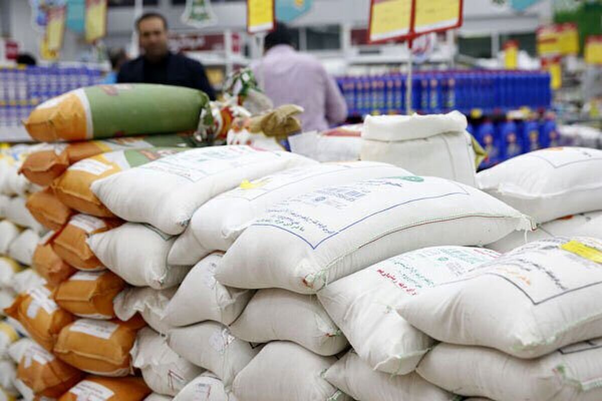 توزیع کالای تنظیم بازاری ۱۴۰۴ / گوشت مرغ، قرمز، برنج و شکر رایگان توزیع شد