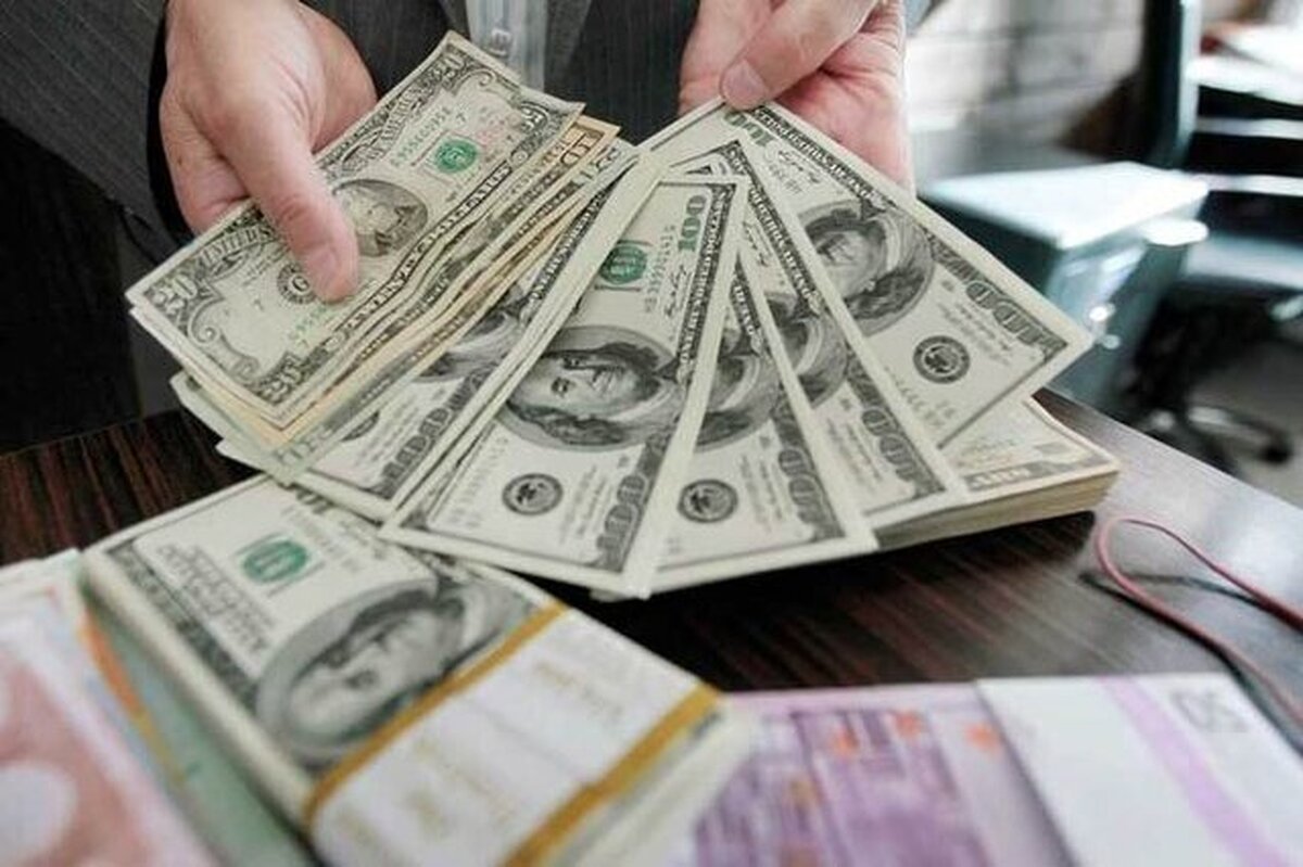 پیش‌بینی نوسانات قیمت دلار در سال ۱۴۰۴