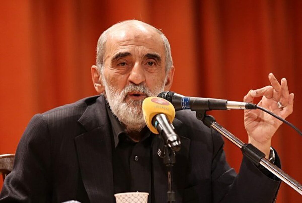 حسین شریعتمداری: آمریکا اگر می توانست با موفقیت به ایران حمله کند، لحظه ای درنگنمی کرد؛ ترامپ گوسفندی است که «ماسک گرگ» زده