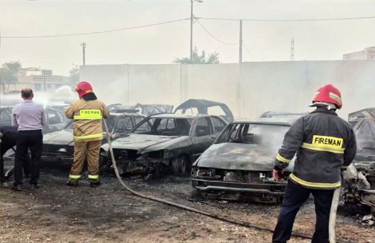 آتش سوزی گسترده در پارکینگ آزادگان دزفول