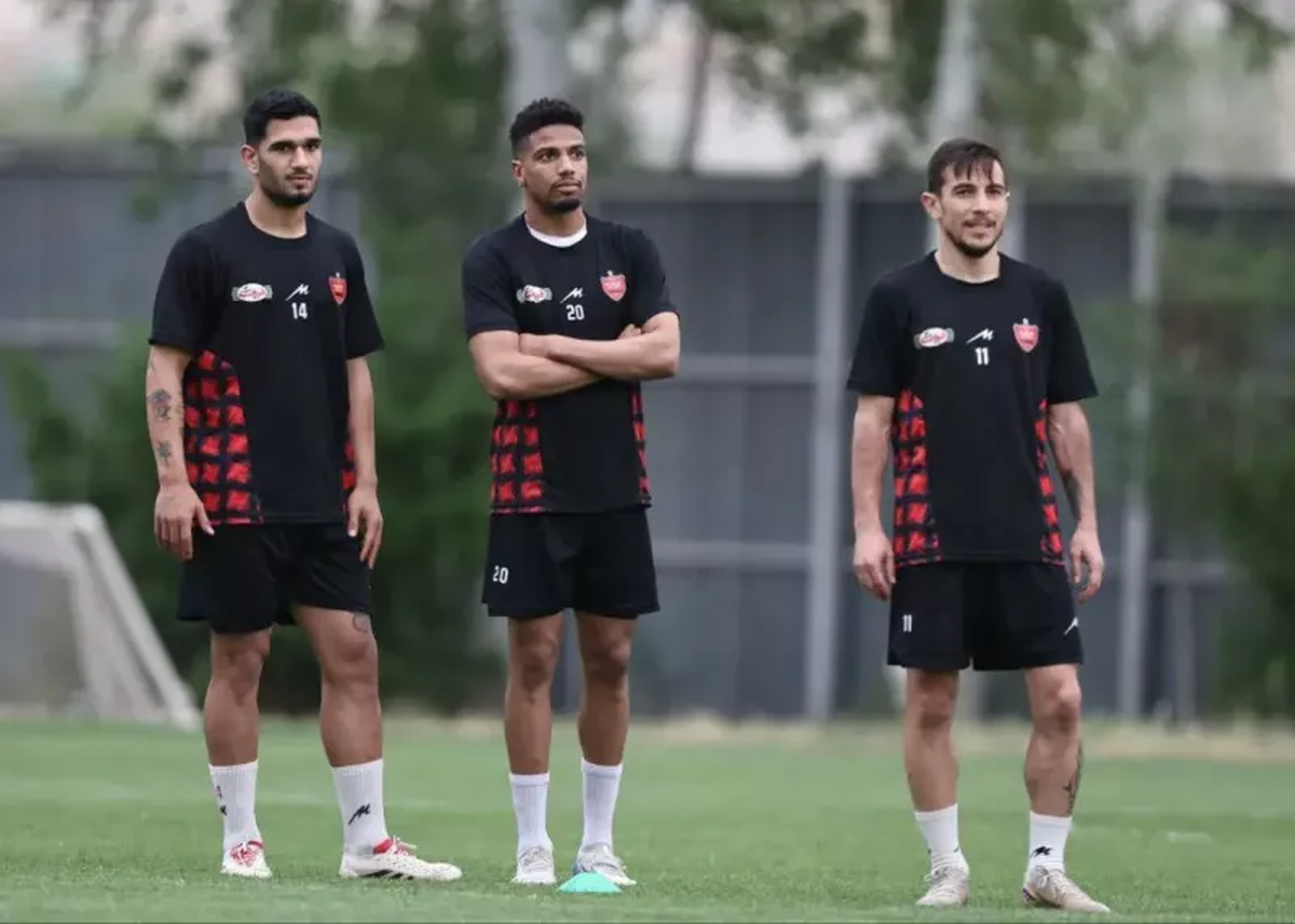 تمرین تاکتیکی پرسپولیس بدون توجه به اخبار نقل و انتقالات