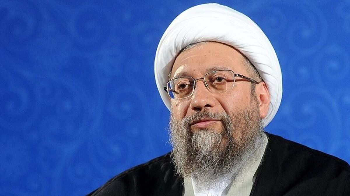 دو سوال مهم از آملی لاریجانی؛ بعد از ۲۳۰۰ روز، تازه می‌گویید نه تعجیل می‌کنیم نهتعلل؟
