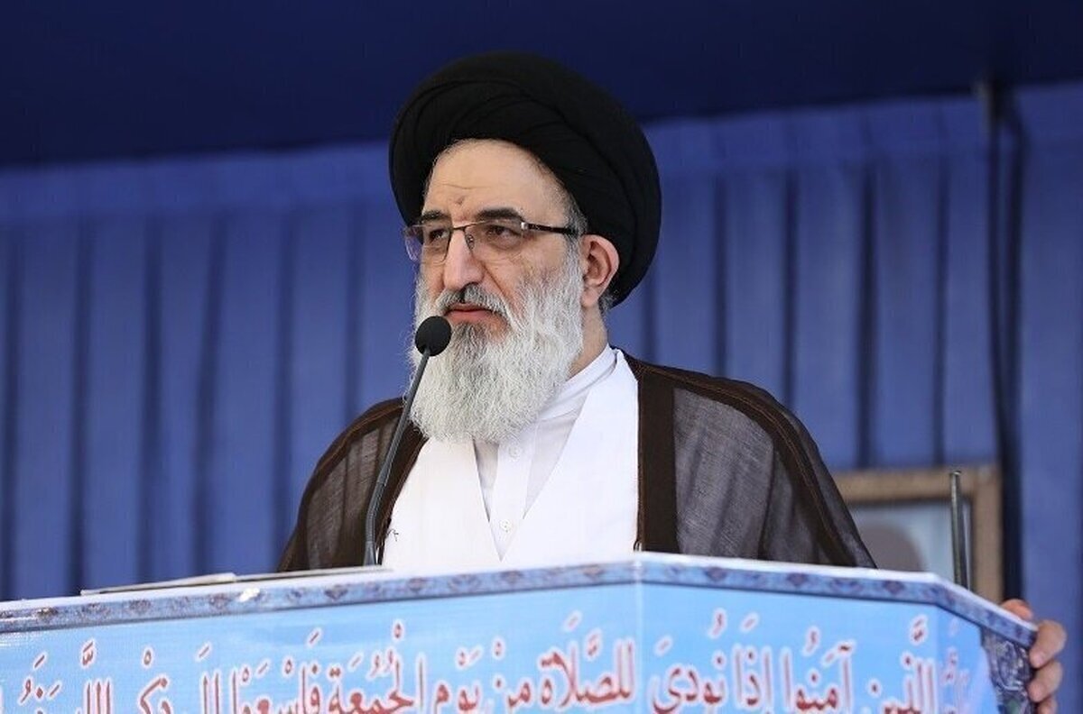 امام جمعه کرج: اکنون برای اینکه برخی ایراد نگیرند، «مذاکره» پیش می‌رود