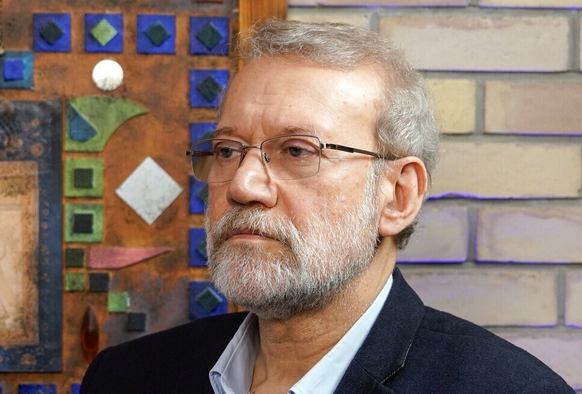 علی لاریجانی: ما به‌دنبال این نیستیم که به سمت سلاح هسته‌ای برویم، البتهتصمیم‌گیری در این زمینه بر عهده شورای‌عالی امنیت ملی و رهبری است