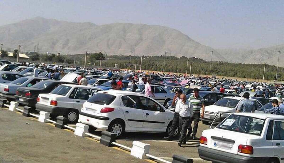 وضعیت بازار خودرو دوشنبه ۱۵ اردیبهشت ۱۴۰۴ / پژو ۲۰۷، آریسان و سورن گران شد