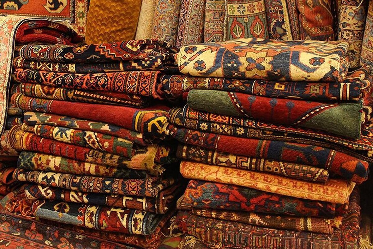 احیای صادرات فرش ایرانی، در گرو رفع تحریم‌های خارجی و داخلی/ افزایش ۲۰ درصدیهزینه انتقال پول به دلیل تحریم‌ها