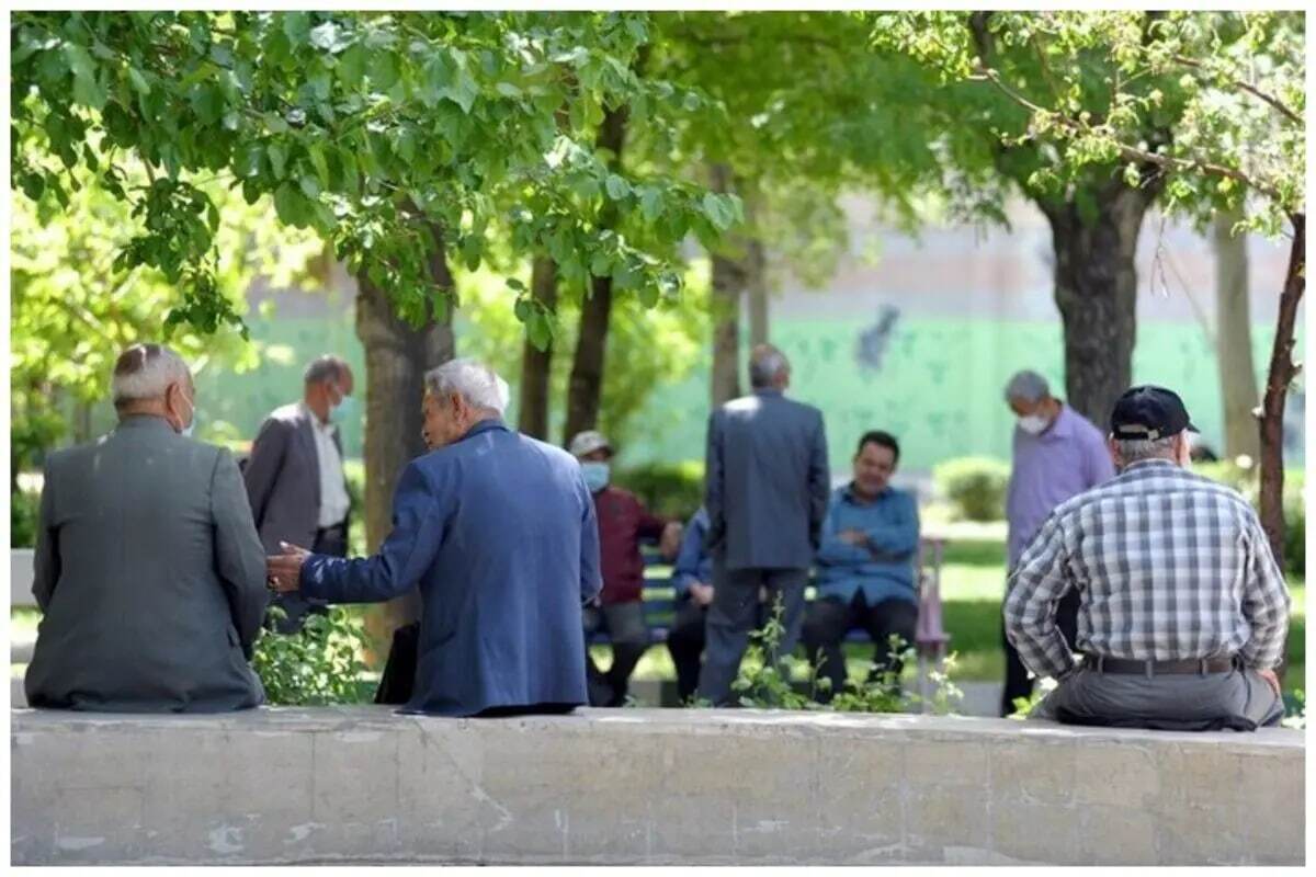 زمان دقیق واریز حقوق بازنشستگان / معوقات افزایش حقوق چه زمانی پرداخت می‌شود؟ +جدول