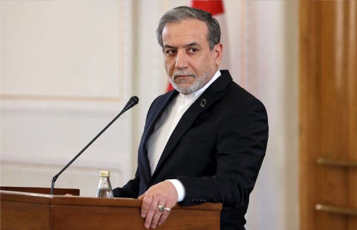 عراقچی: ادامه غنی سازی خط قرمز ماست