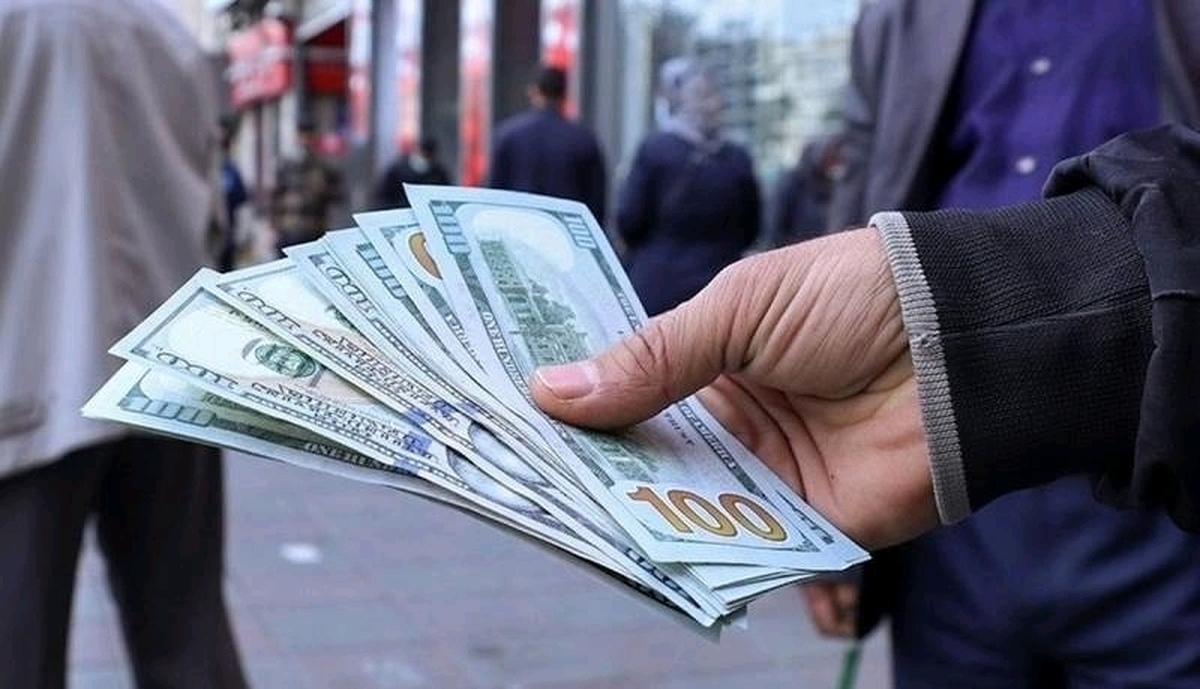 خبر مهم بانک مرکزی / منتظر پیش‌فروش دلار دولتی باشید!