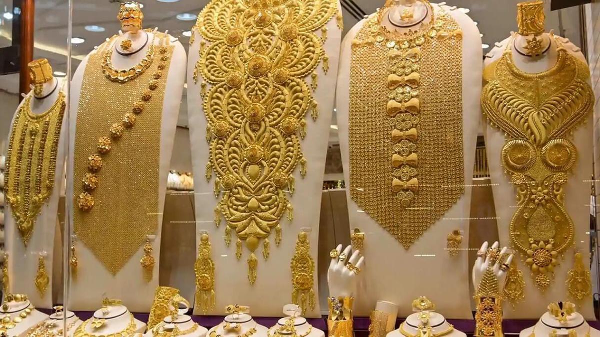 پیش‌بینی قیمت طلا ۲۵ خرداد ۱۴۰۴ / طلا ۱۸ عیار ۹ میلیون تومان را رد می‌کند؟